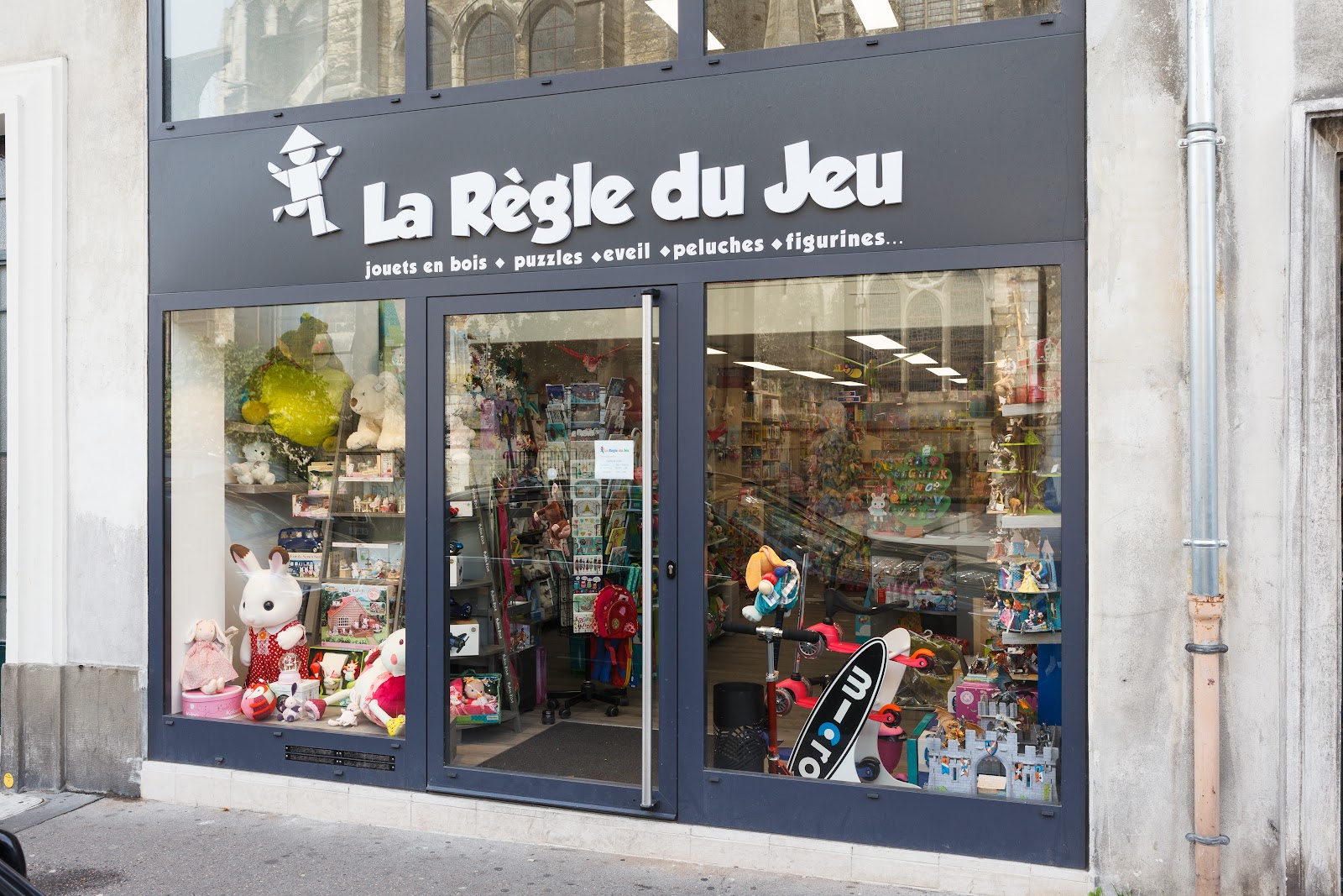 La Règle du Jeu Tours