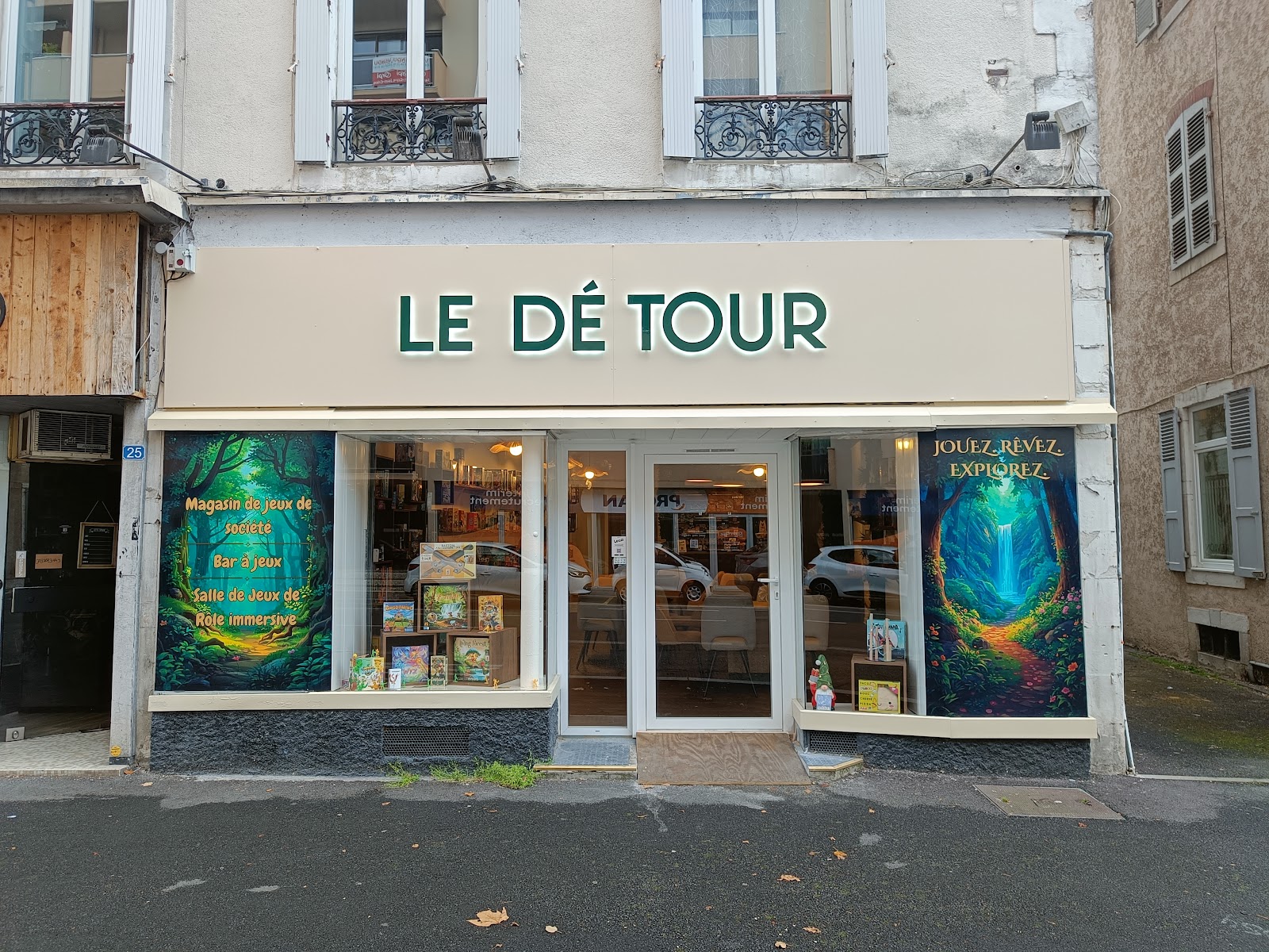 Le Dé Tour