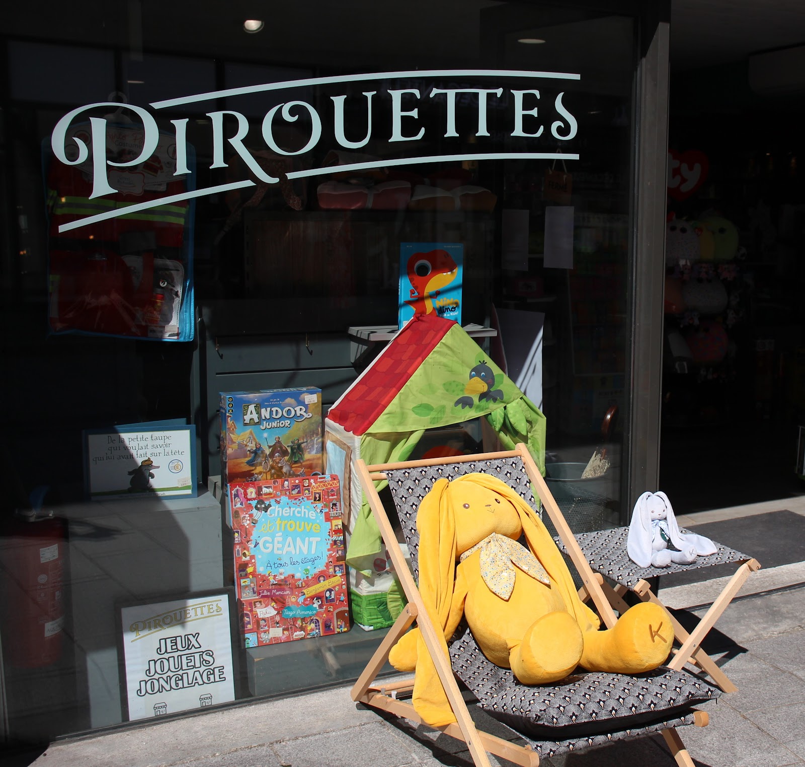 PIROUETTES